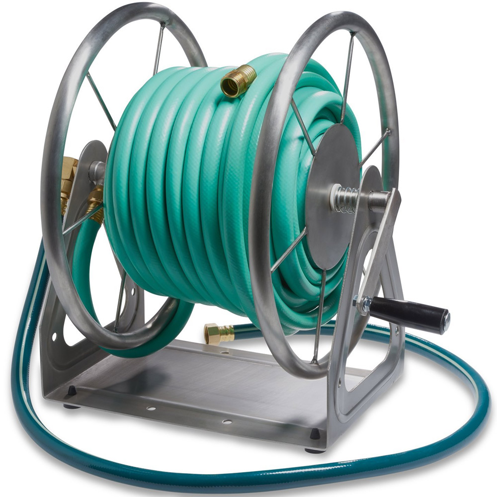 Garden Hose Reel Buying Guide